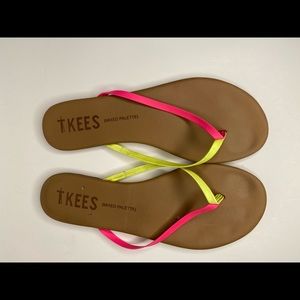 tkees sandals canada